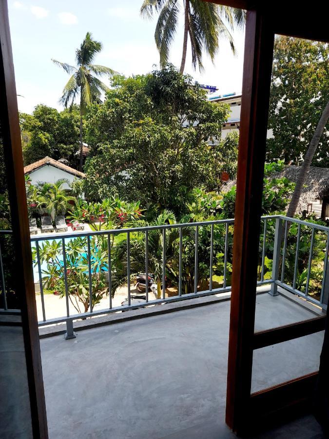 Hotel Surf Gangs Arugambay Arugam Bay Exterior foto